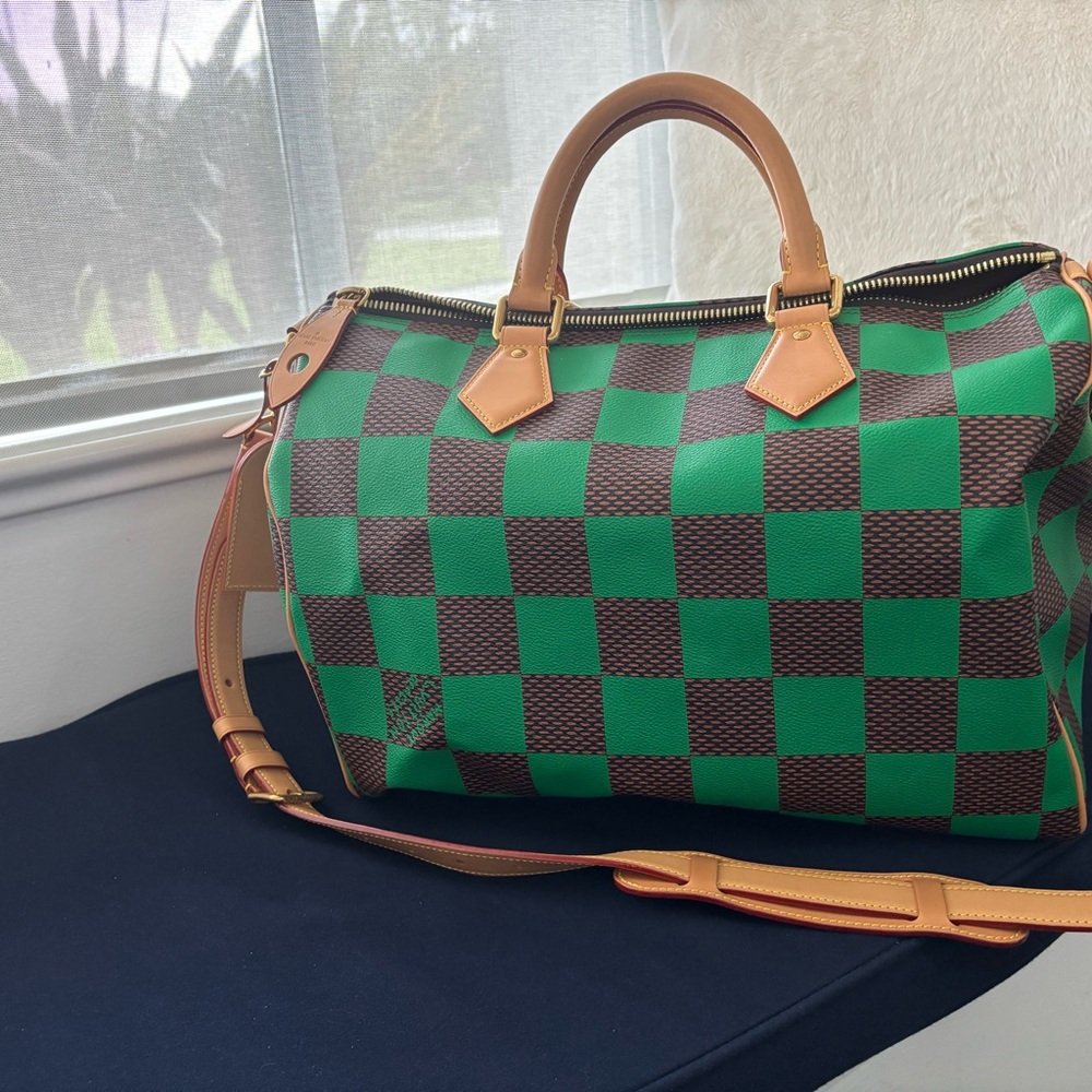 Louis Vuitton Damier Pop Speedy Bandouliere 40